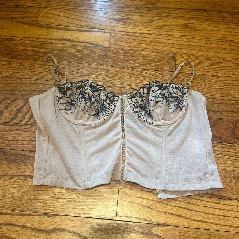 White Fox Woman’s Tan Lace Corset Top Size S